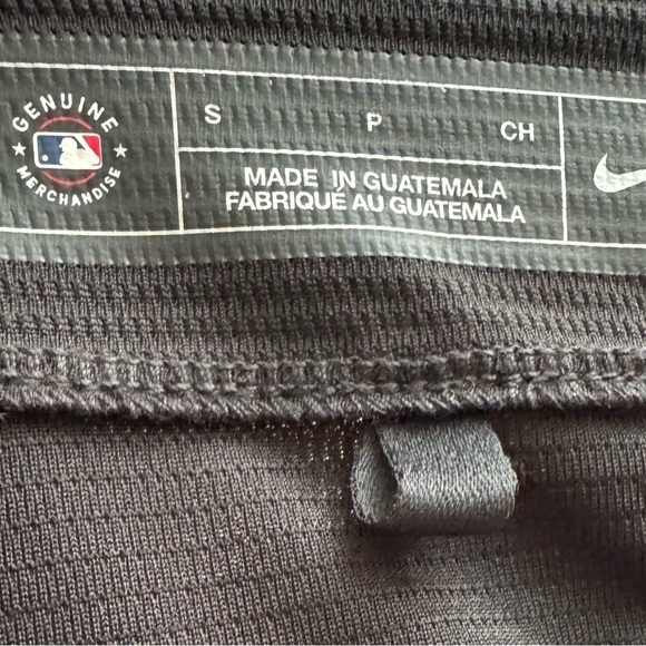 MLB TORONTO BLUE JAYS VLADIMIR GUERRERO OFFICIAL TEAM REPLICA JERSEY - BLACK - Picture 3 of 3